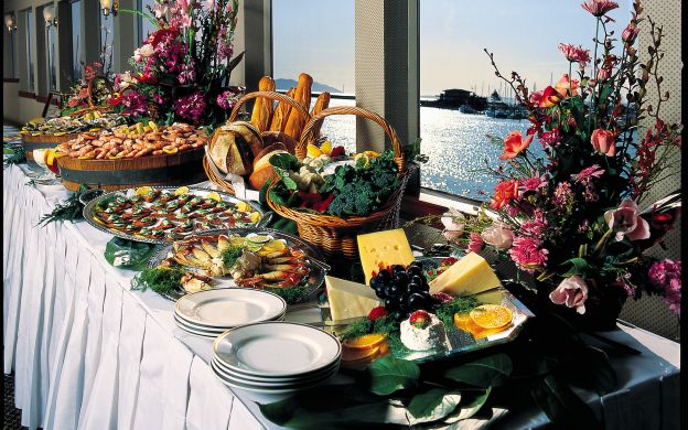 champagne brunch cruise from marina del rey